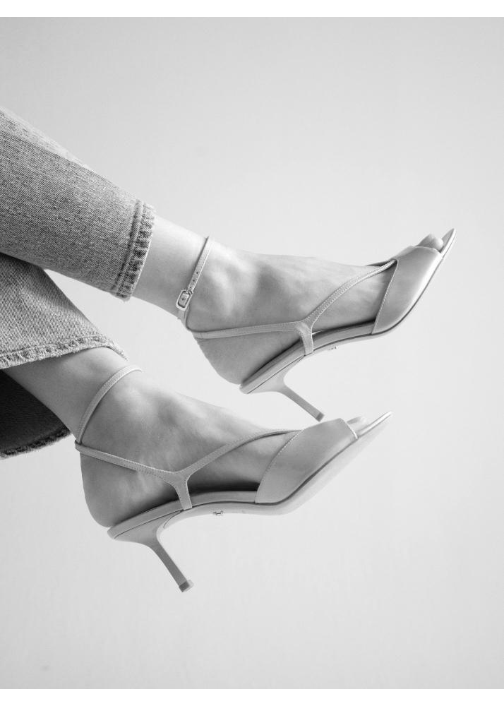 Lola Cruz STREEP HEEL SANDALS 65