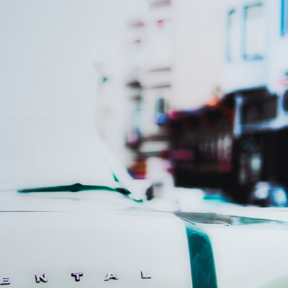 Lolahome Cuadro Coche Blanco Y Verde Enmarcado En Cristal Templado De 120x80 Cm