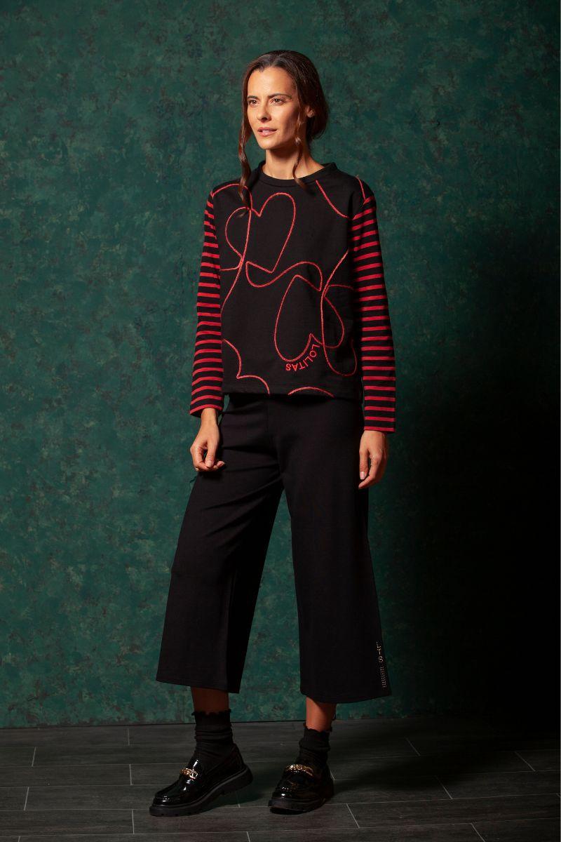 Lolitas&l Camiseta Bicolor Negra Granate Con Bordado Corazon LolitasyL