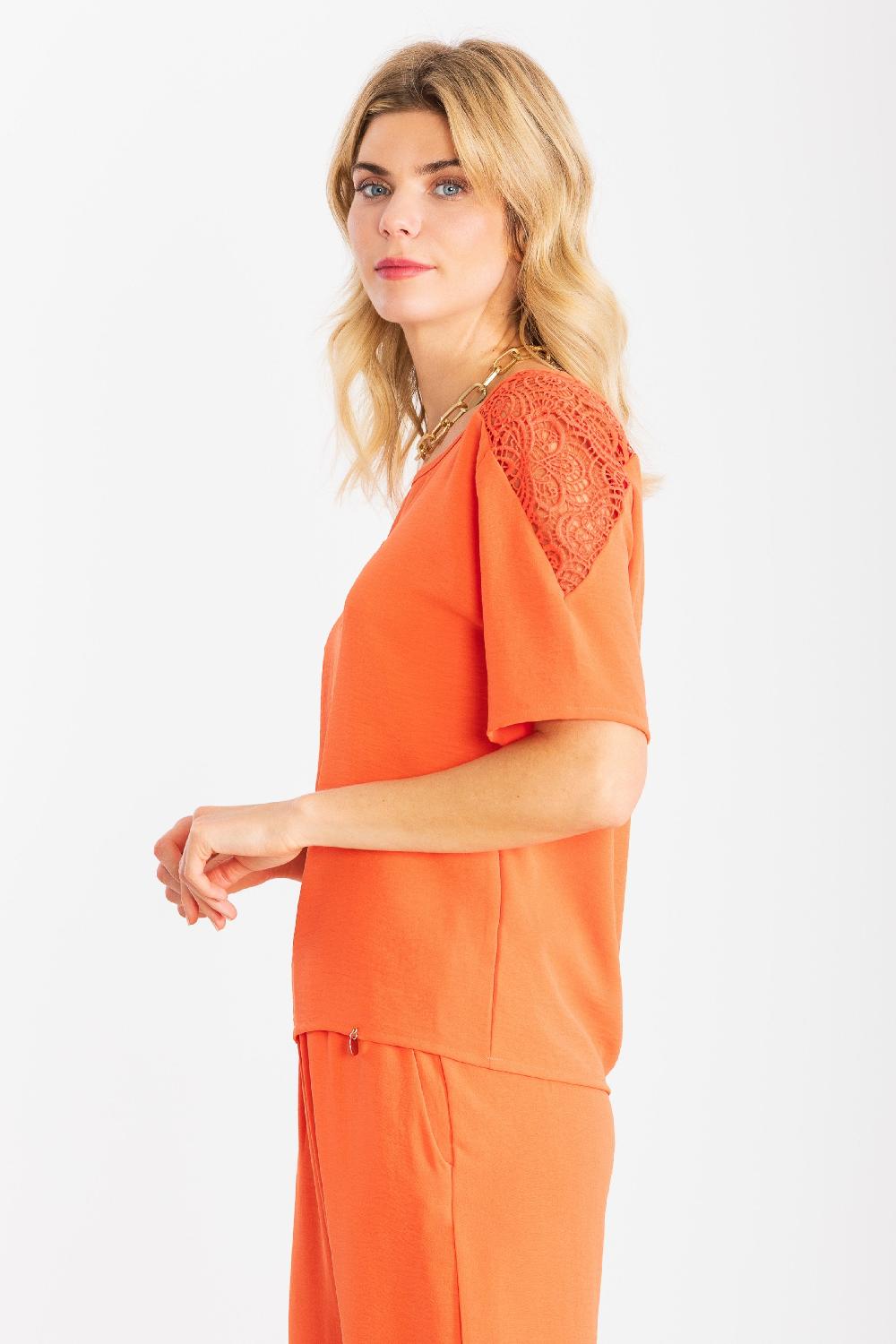 Lolitas&l Camiseta Coral Corazon Bordado Con Grogre Contraste Negro LolitasyL