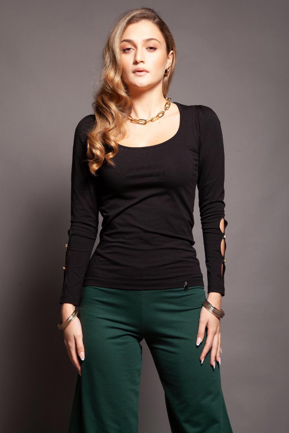 Lolitas&l Camiseta Negra Aberturas En Mangas Lolitas&L