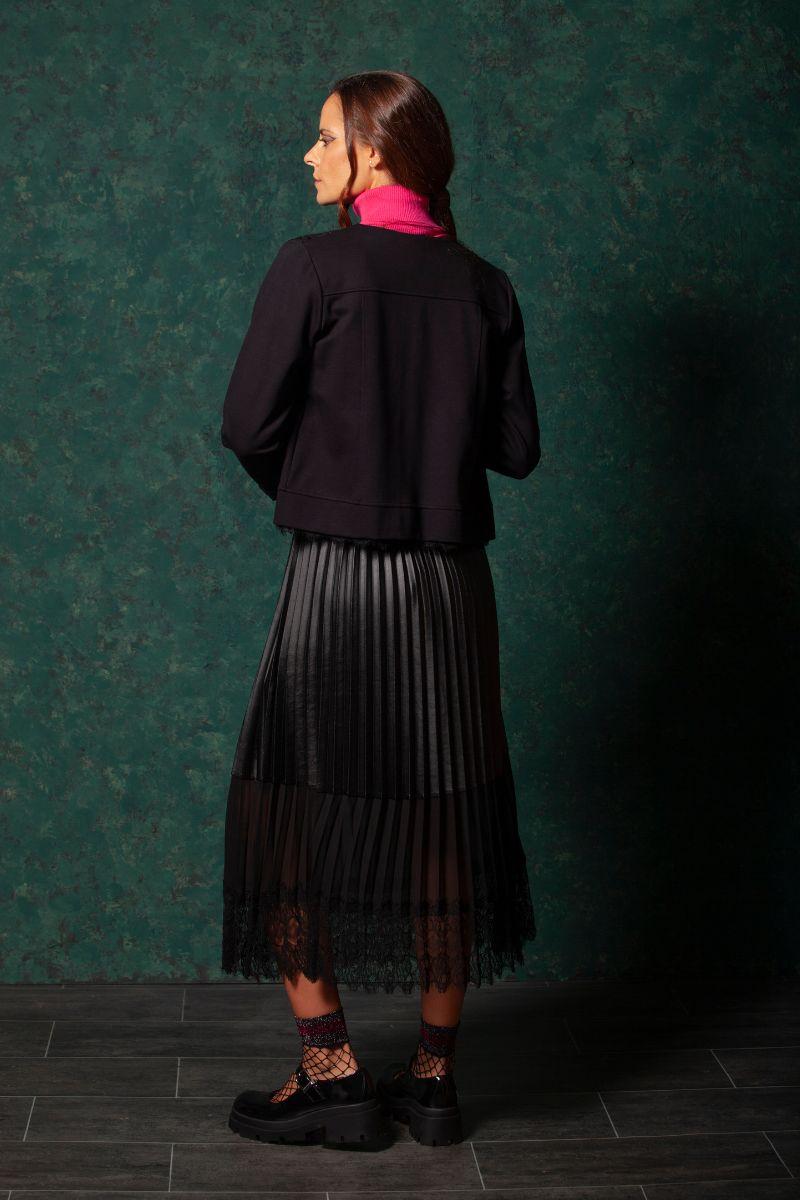 Lolitas&l Chaqueta Negra Delantero Grogre Con Automaticos Dorados LolitasyL