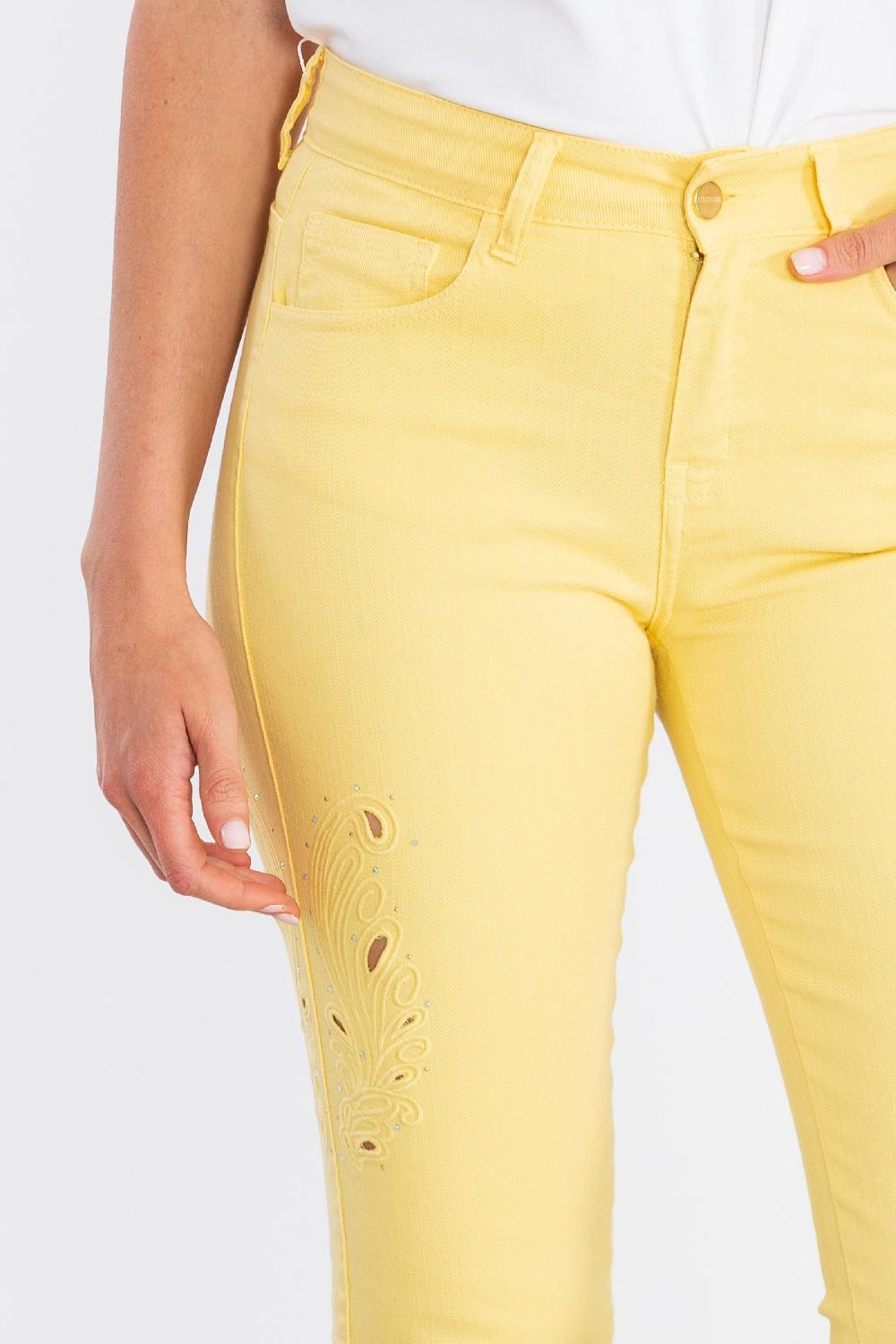 Lolitas&l Pantalón Amarillo Pitillo Cinco Bolsillos Con Bordado Calado LolitasyL