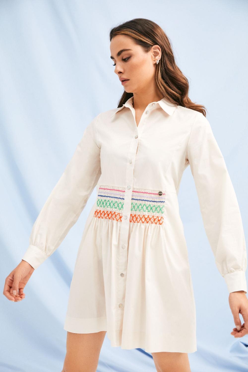 Lolitas&l Vestido Camisero Beige Claro Con Bordado Nido De Abeja Lolitas&L