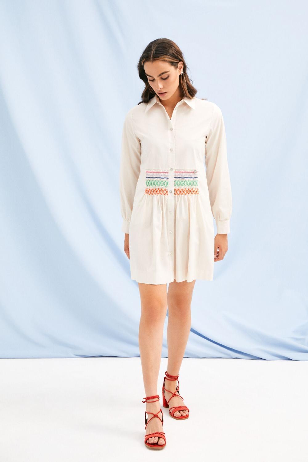 lolitas&l Vestido camisero beige claro con bordado nido de abeja Lolitas&L