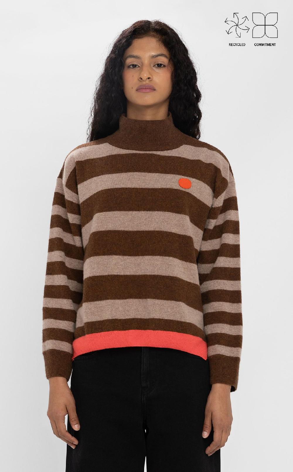 loreak mendian JERSEY KADABI DOT W