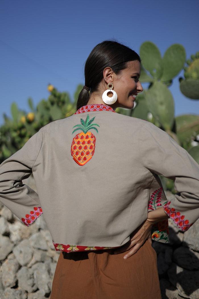 Luna Llena Chaqueta Bordada Colección Ananas PI3 – Luna Llena