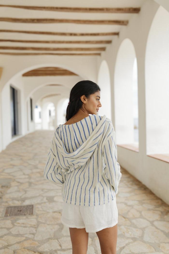 Luna Llena Hood Balos TP311 – Luna Llena