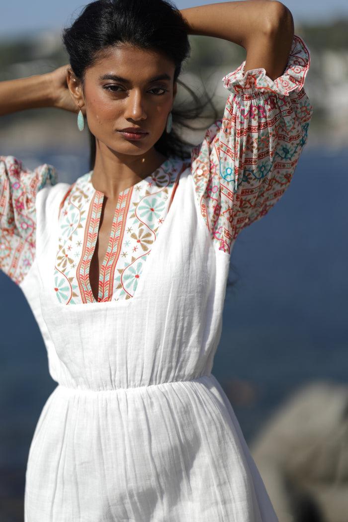 Luna Llena Vestido Bordado Anthea MR42 – Luna Llena