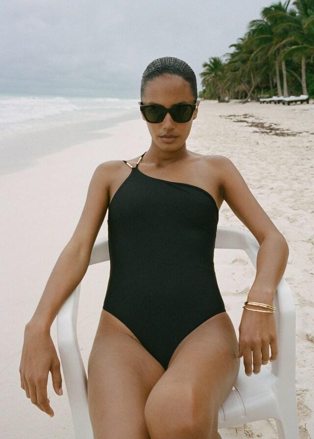 mango Bañador asimétrico detalle metálico