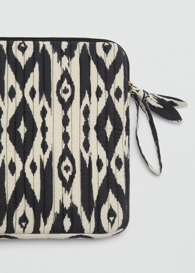 Mango Funda Portátil Estampada