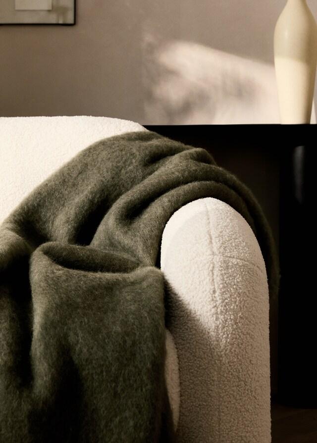 mango Manta lana cardada