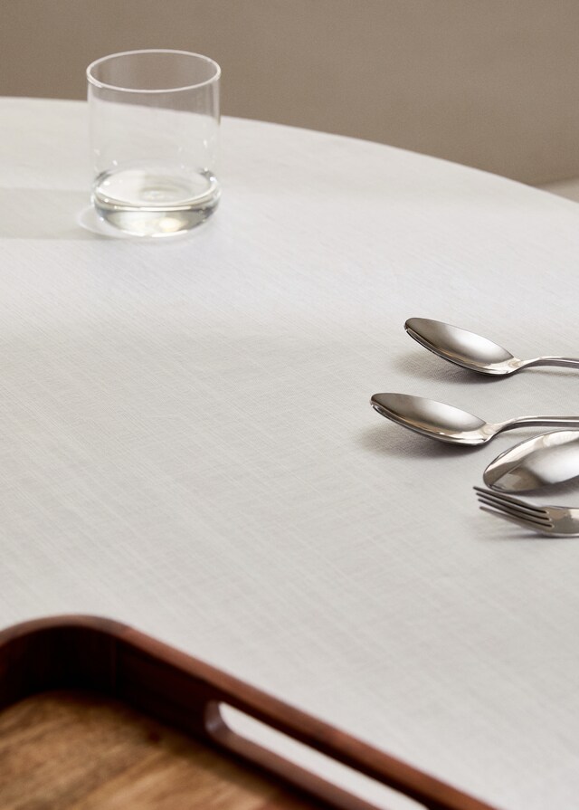 Mango Mantel Redondo Bordado Vainica