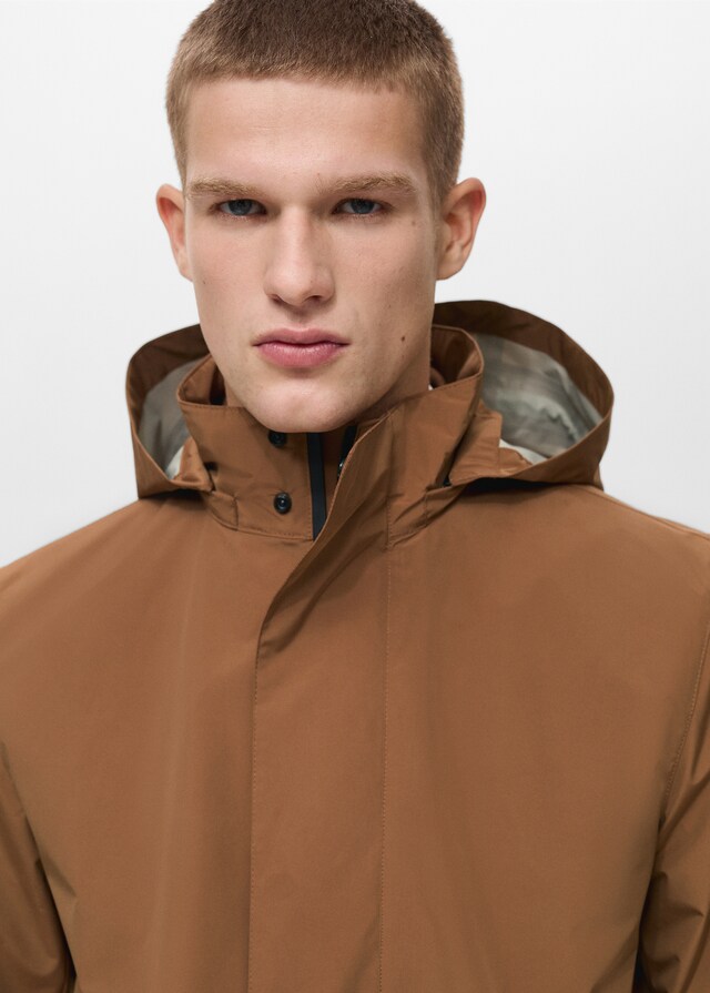 Mango Parka Waterproof Tecnología COOLMAX®