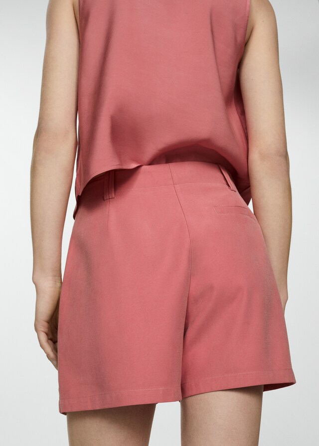 Mango Shorts Tiro Medio Pinzas