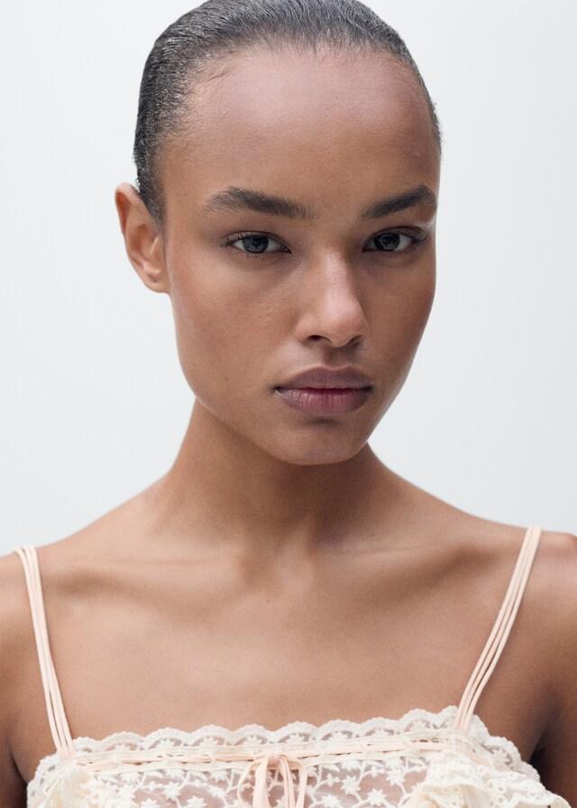 Mango Top Volantes Detalle Encaje