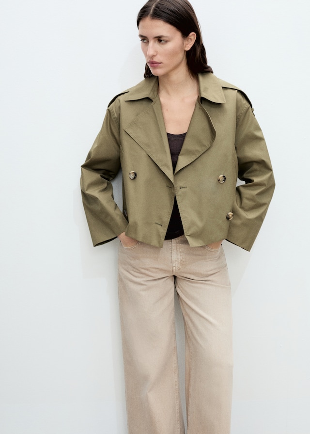 mango Trench crop doble botonadura