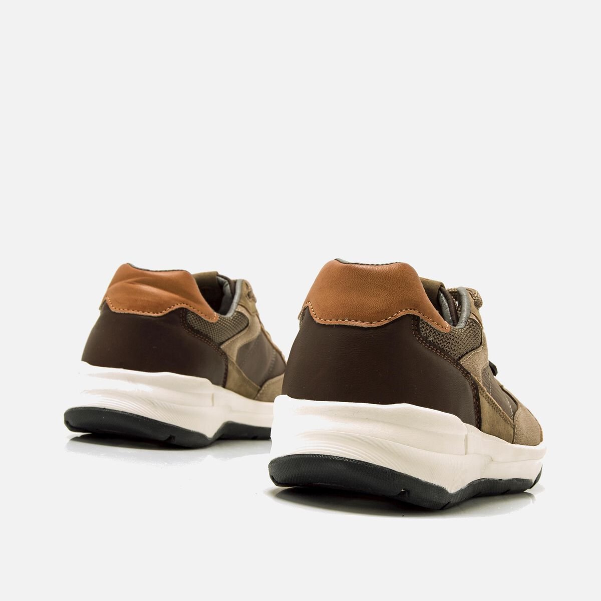 mtng Compra OKLA Marron 58857 Hombre Calzado Zapatillas