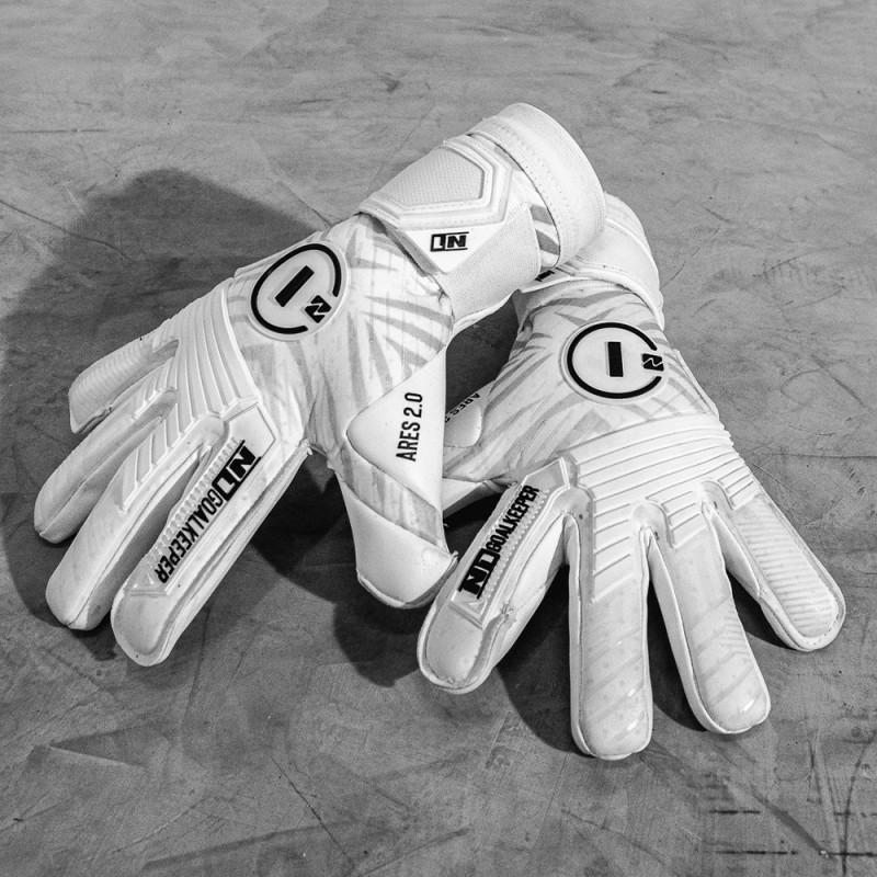 N1 Goalkeeper Guantes De Portero Ares 2.0 All White UGT+ II