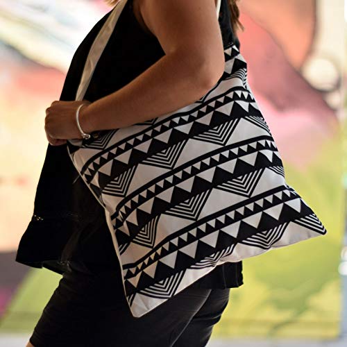 nacnic Bolsa Tote de tela | Diseño Geométrico Triángulos Blanco y Negro | Tote Bag con asas largas multiusos reutilizable y ecológica