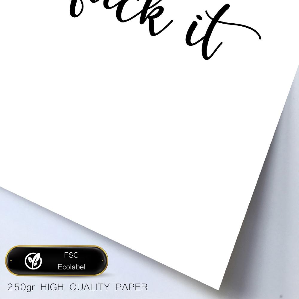 Nacnic Iconic Kaws Colorfull