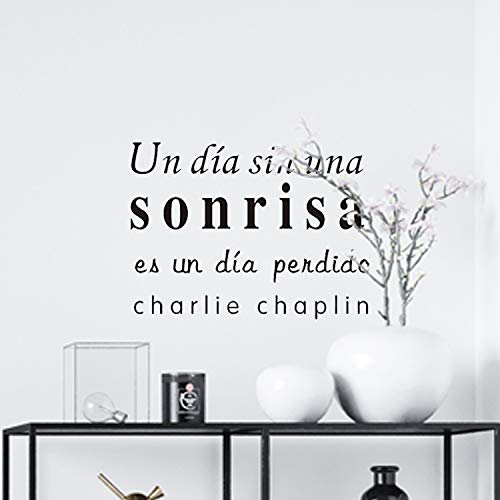 Nacnic Pegatina De Pared Decorativa UN DIA SIN UNA SONRISA ES UN DIA PERDIDO En Español Y Oficina