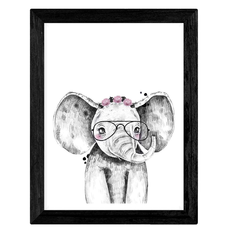Nacnic Set De 4 Láminas De Animales Infantiles Con Accesorios Rosas