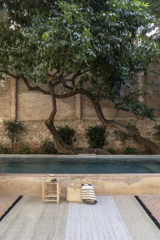 Nanimarquina Alfombra Tres Outdoor Stripes Negro