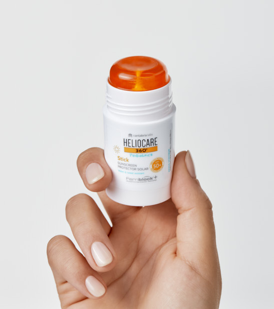 Neoretin HELIOCARE 360º Pediatrics Stick