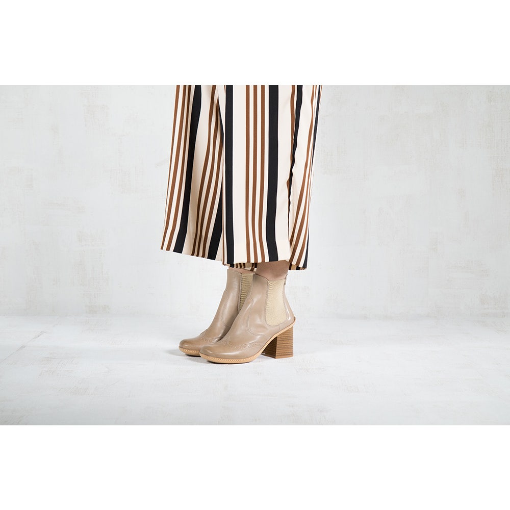 Neosens S3052 RESTORED SKIN CUERO / MARSANNE