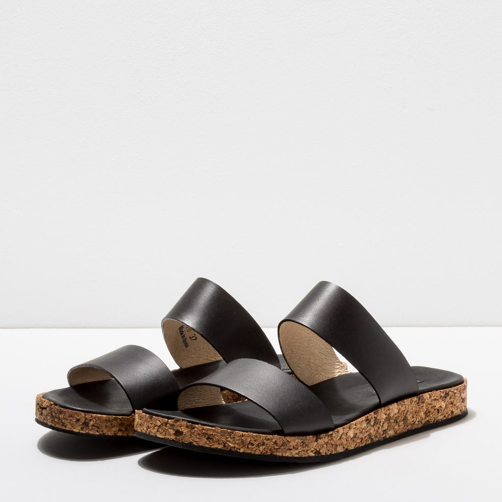 Neosens S3210 RESTORED SKIN EBONY / TARDANA