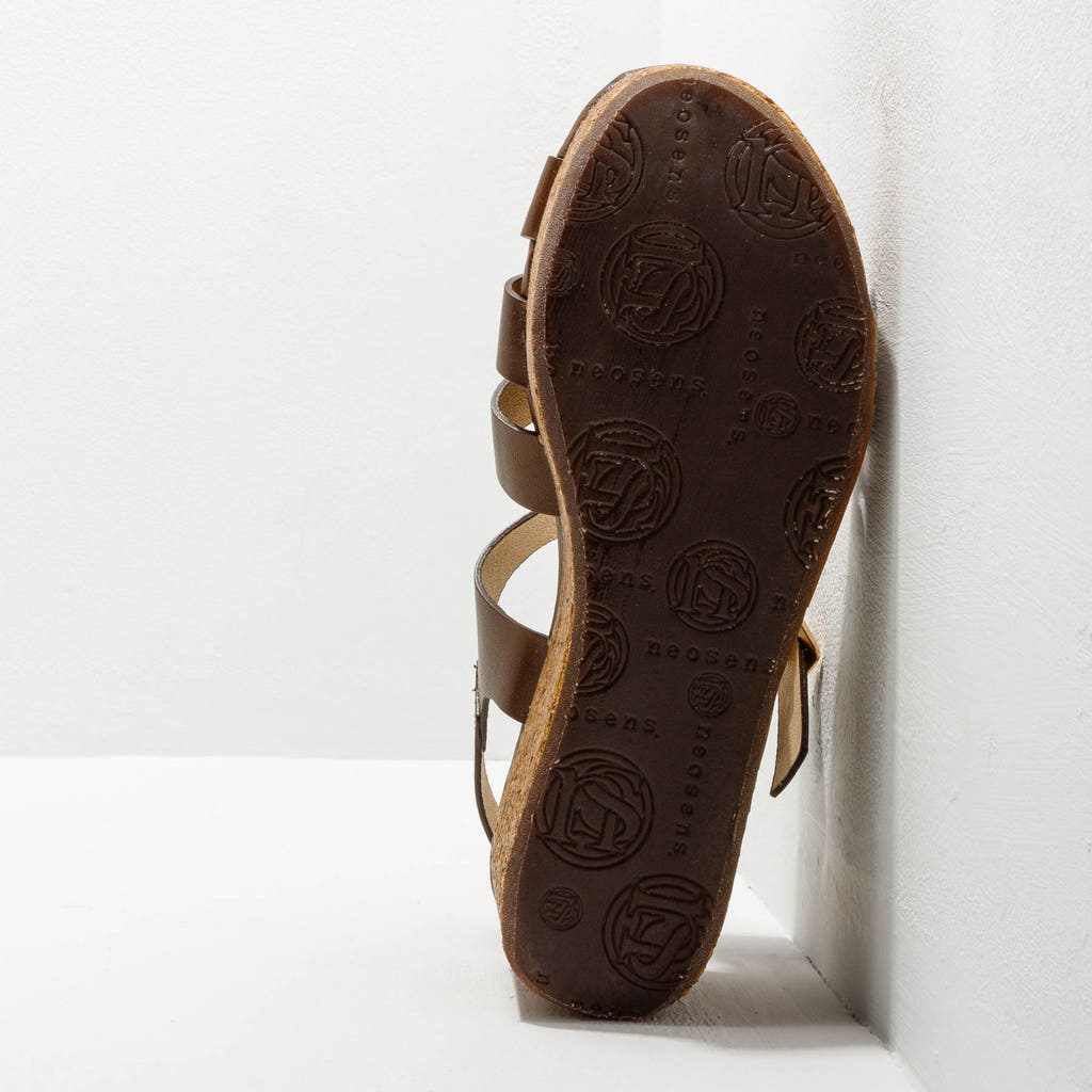 Neosens S3224 RESTORED SKIN BROWN /ARROBA