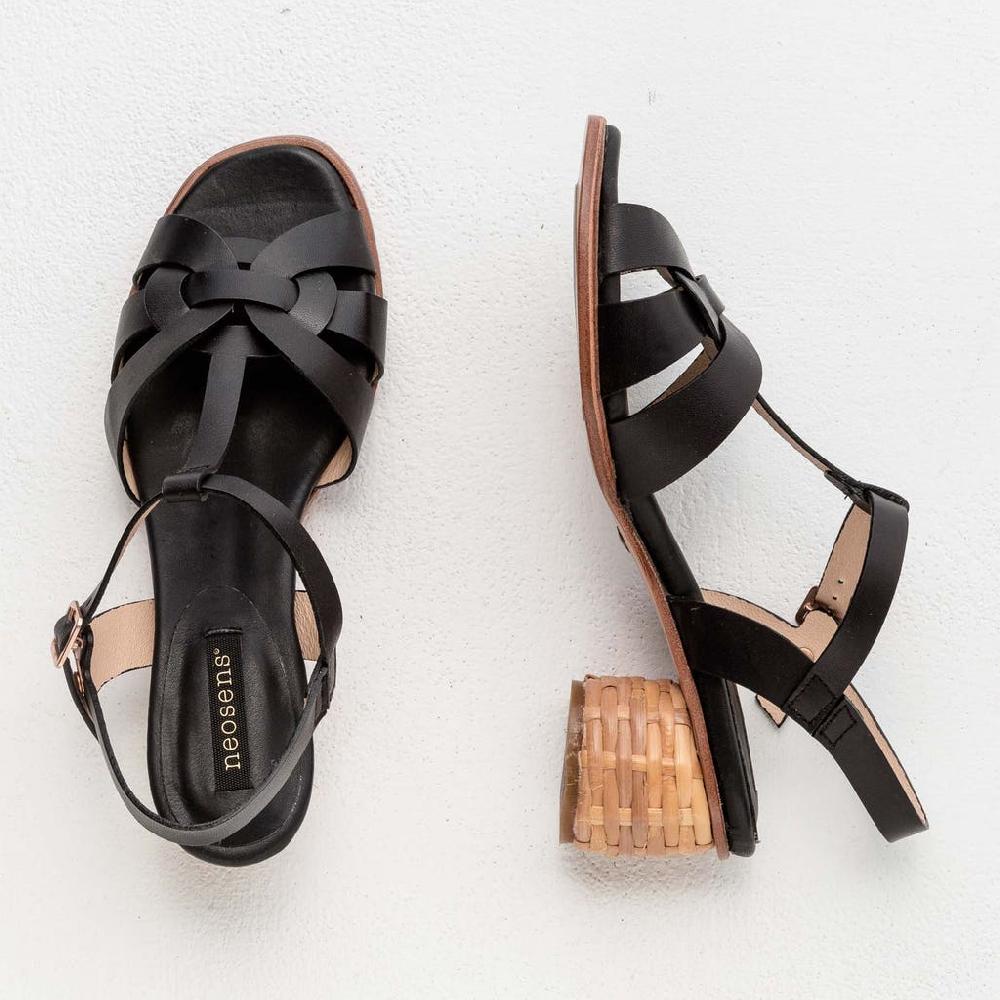 Neosens S3302 RESTORED SKIN BROWN /MALVASIA