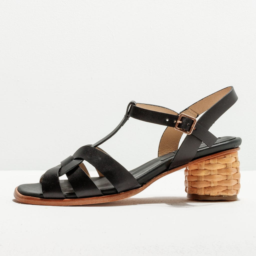 neosens S3302 RESTORED SKIN BROWN /MALVASIA