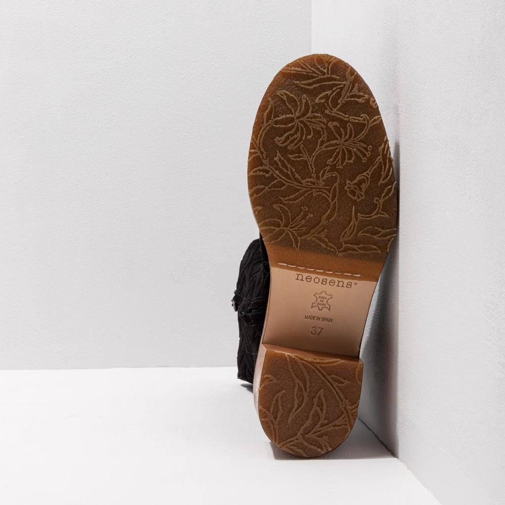 Neosens S3331 VESUBIO BLACK / RUBY