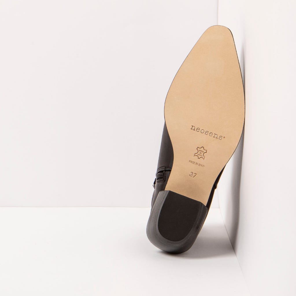 Neosens S3352 NAPPA BLACK/ RUCHE