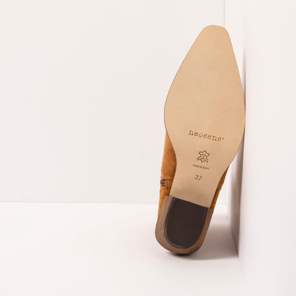 Neosens S3354 SILK SUEDE CHOCOLATE/ RUCHE