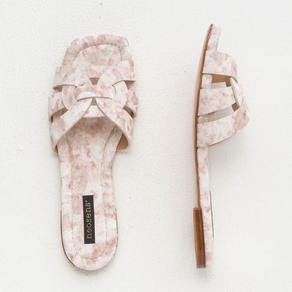 Neosens S3360F FANTASY KOMANDO ROSE / MISTELA