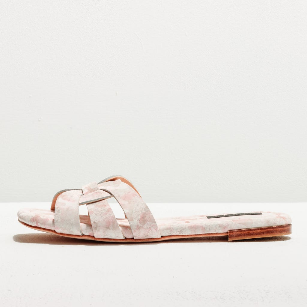 neosens S3360F FANTASY KOMANDO ROSE / MISTELA