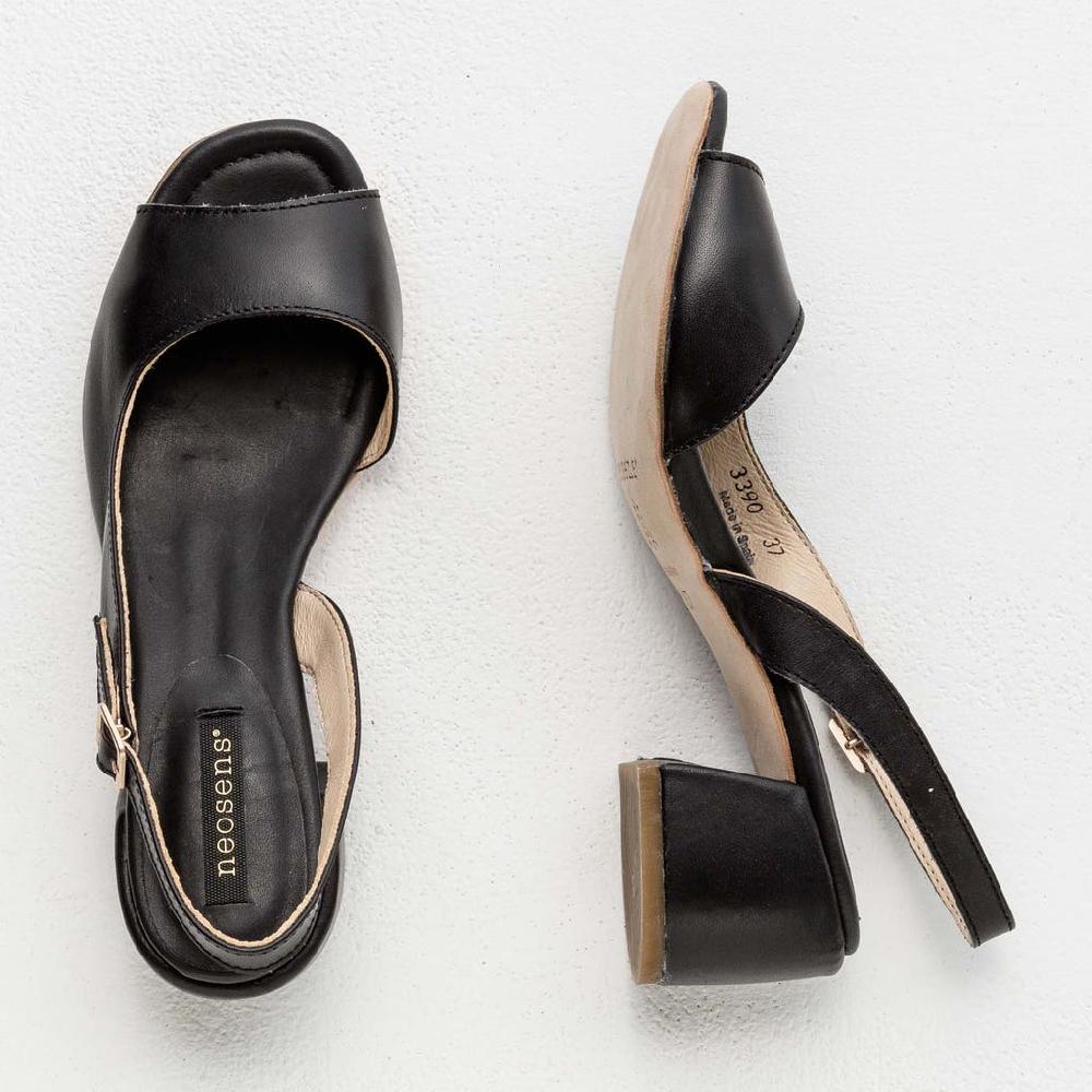 Neosens S3390 RESTORED SKIN EBONY /OZANA