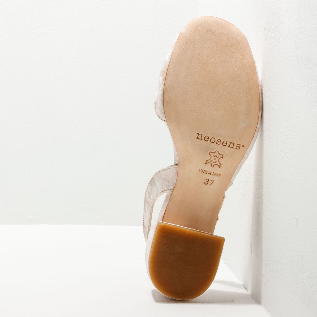 Neosens S3390F FANTASY KOMANDO ROSE /OZANA