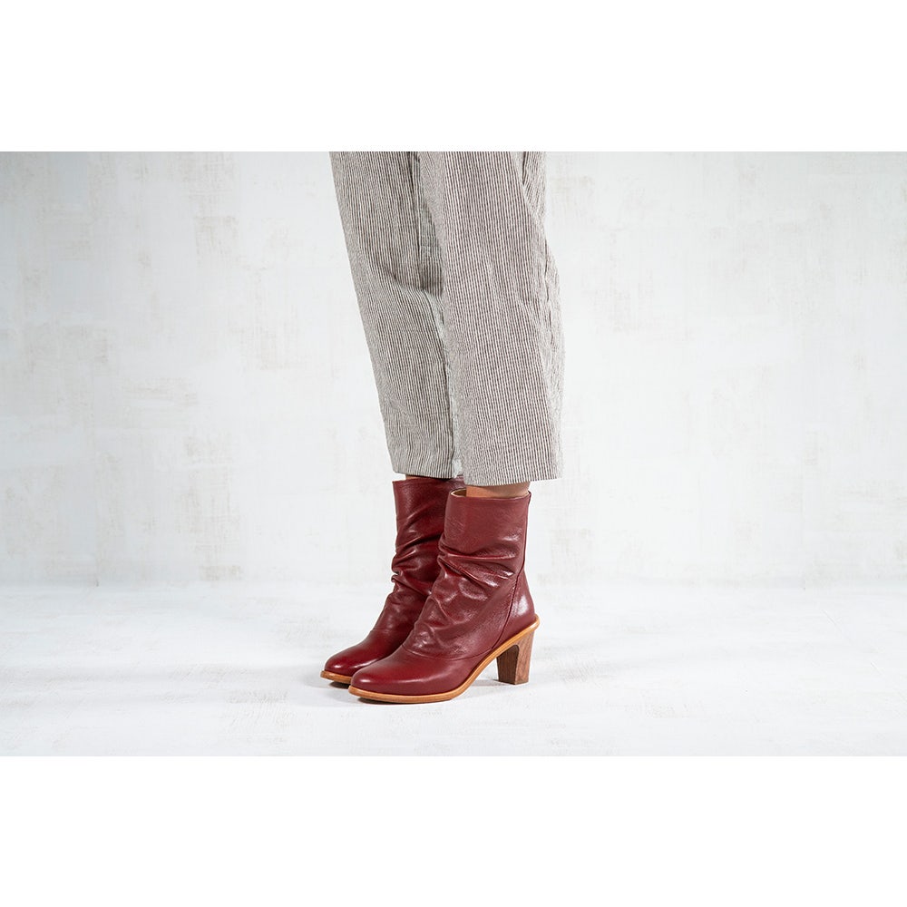 Neosens S555 SUAVE CUERO / CYNTHIA