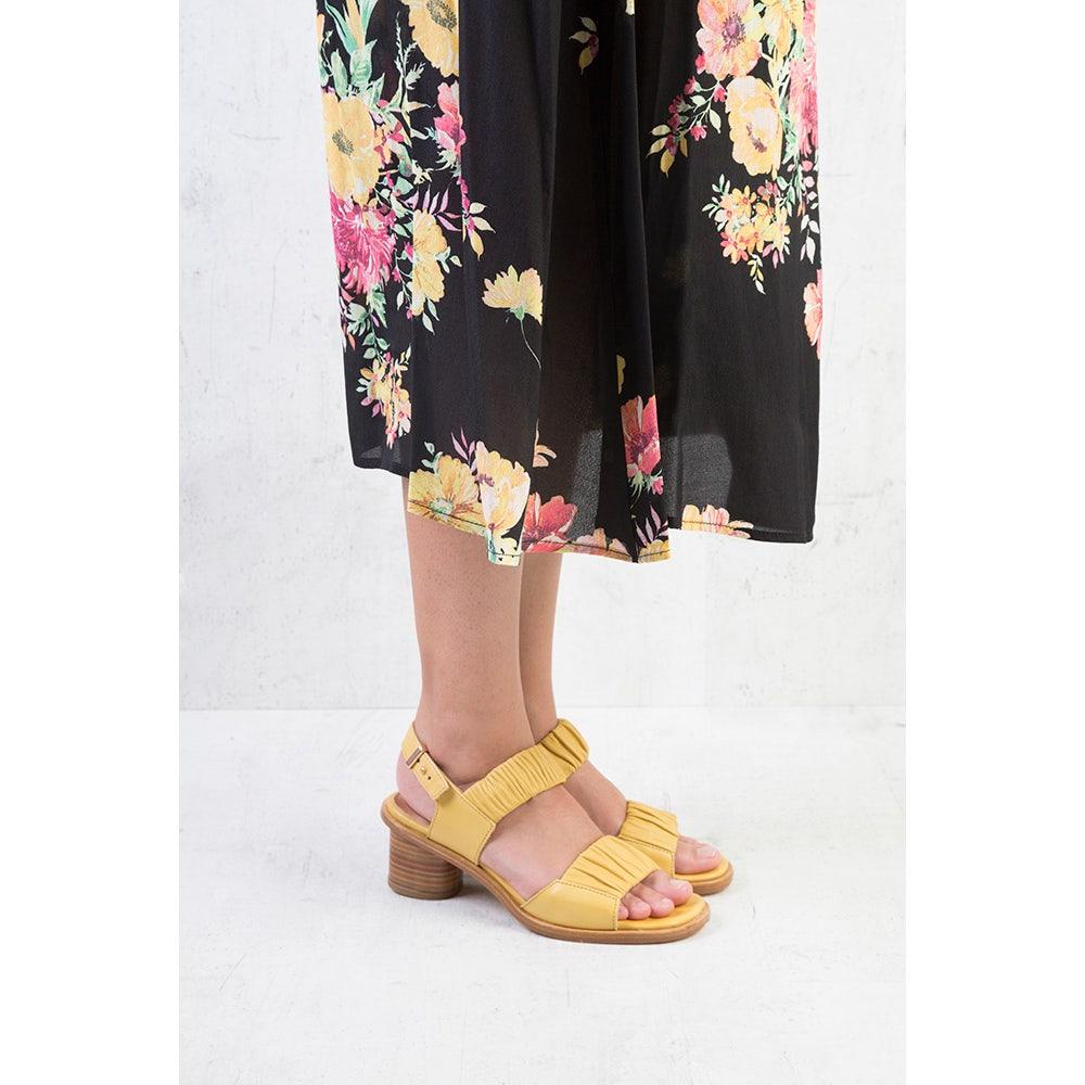 Neosens S974 RESTORED SKIN CREAM / TINTILLA