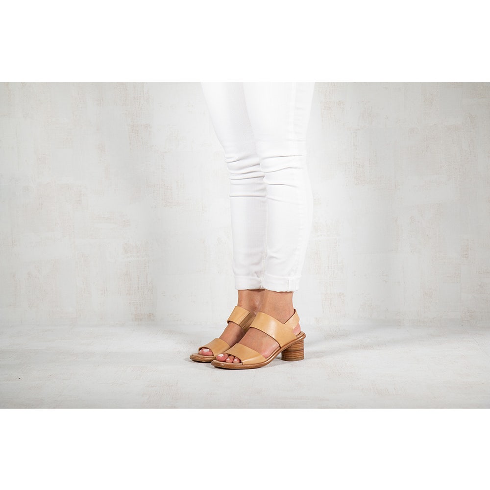 Neosens S976 RESTORED SKIN EBONY / TINTILLA