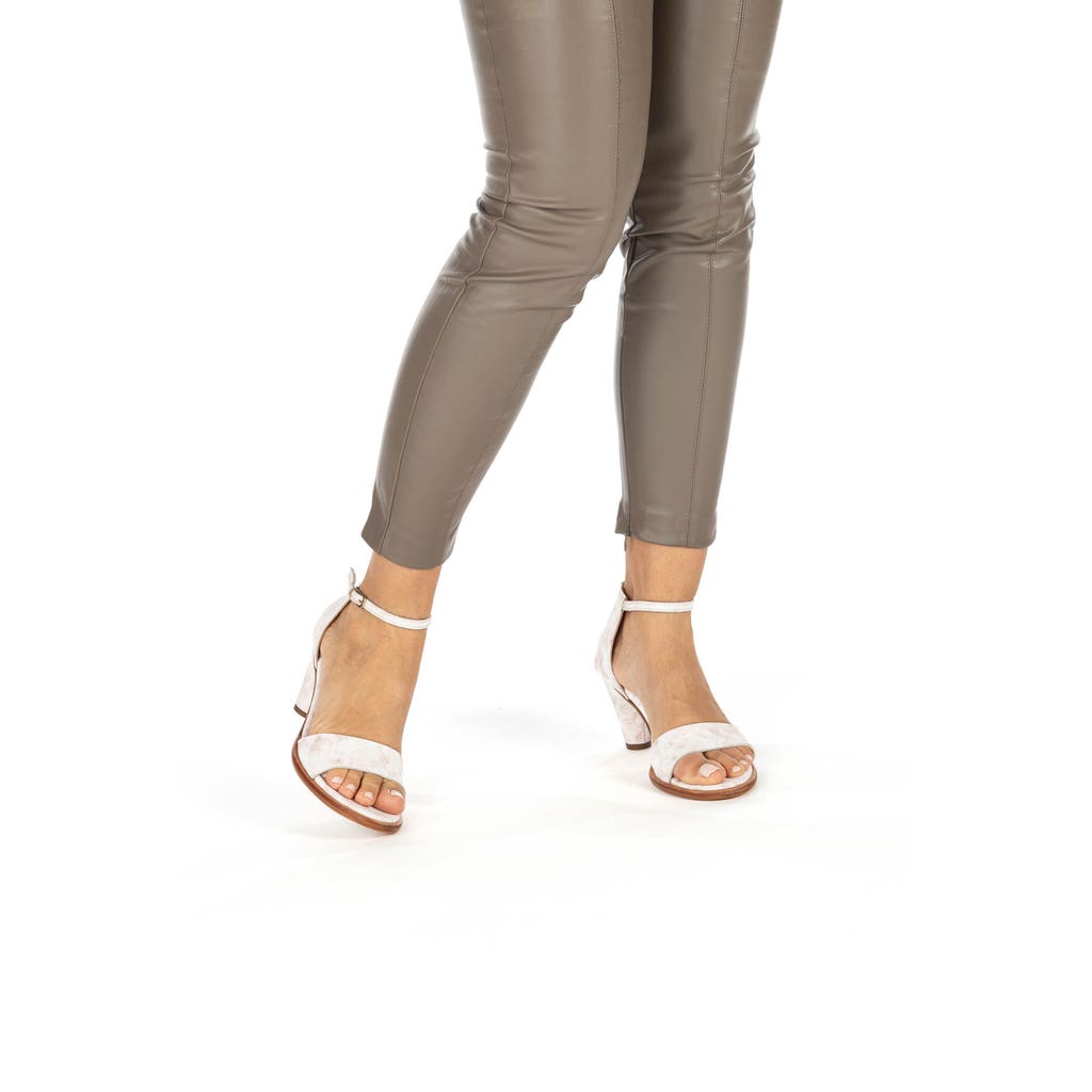 Neosens S990 FANTASY FLORAL YELLOW / MONTUA