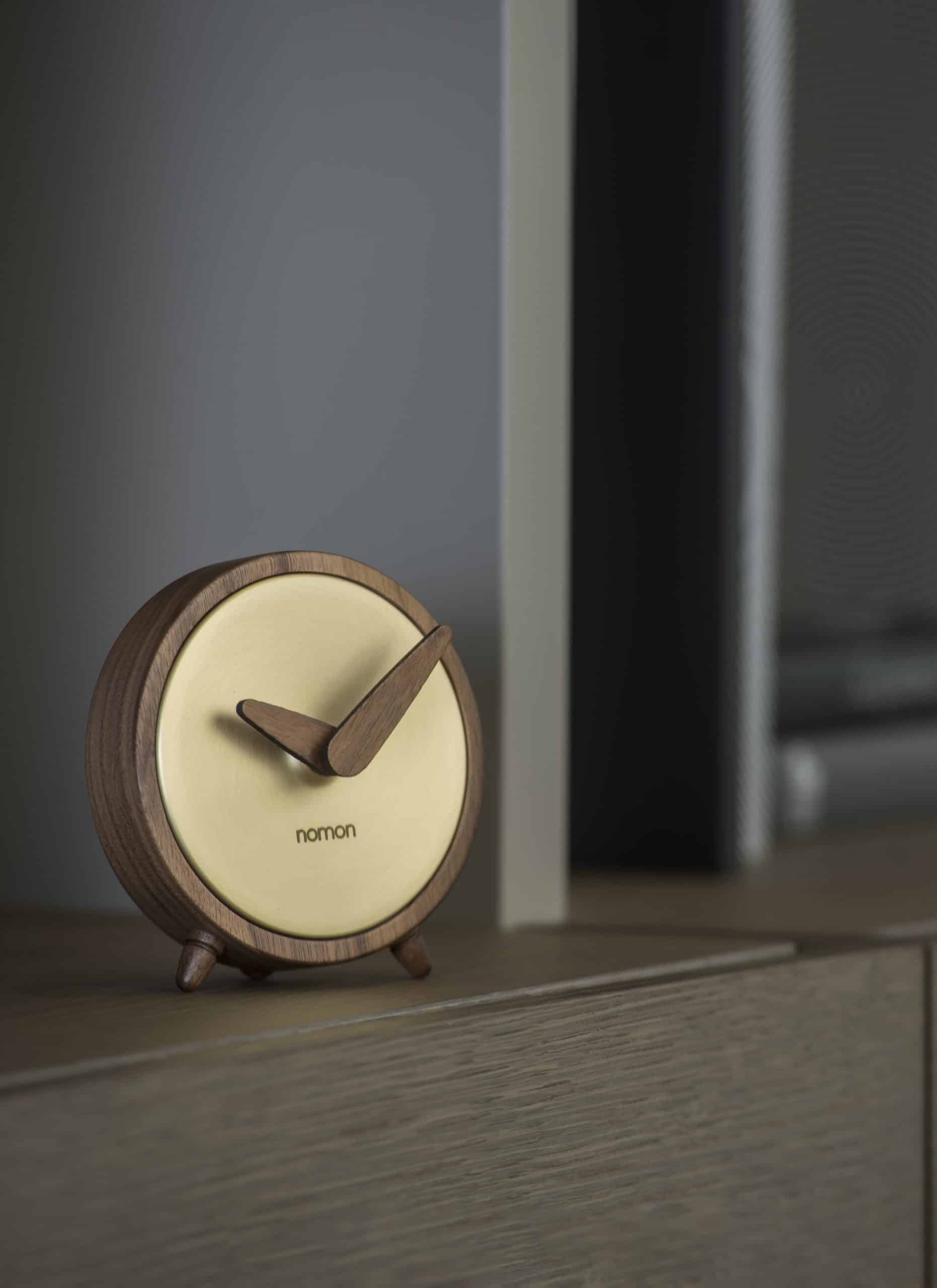 Nomon Atomo (table Clock)