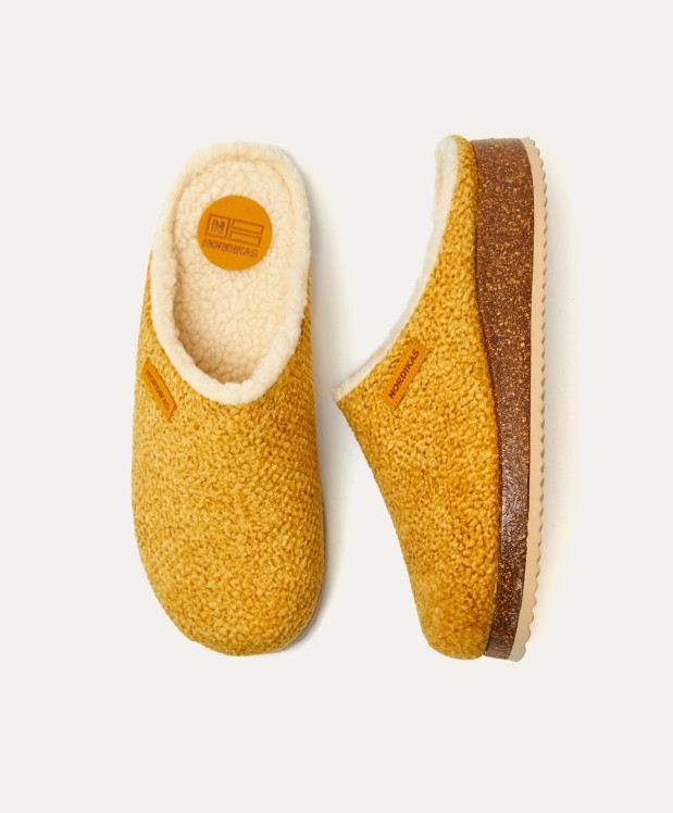 nordikas ZAPATILLAS DE CASA HOMBRE ALASKA MOSTAZA