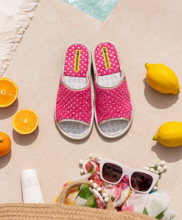 Nordikas ZAPATILLAS DE CASA MUJER CIRCLES FRESA