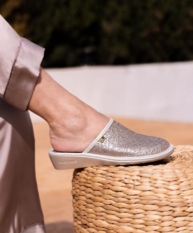 Nordikas ZAPATILLAS DE CASA MUJER METALIC ONYX