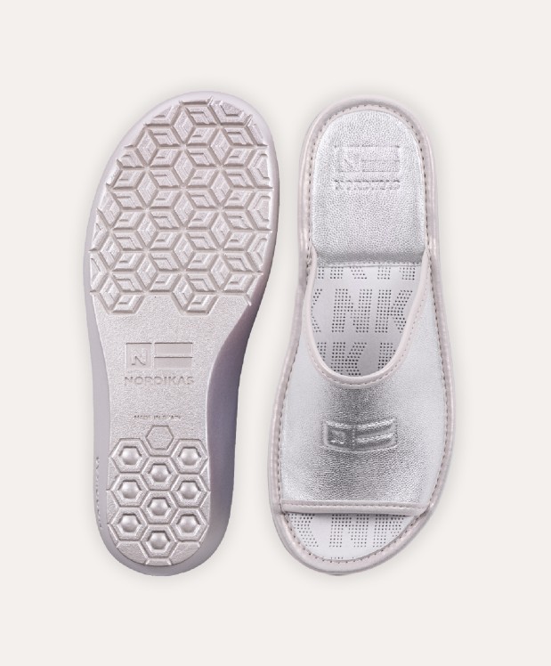 Nordikas ZAPATILLAS DE CASA MUJER METALIC PLATA